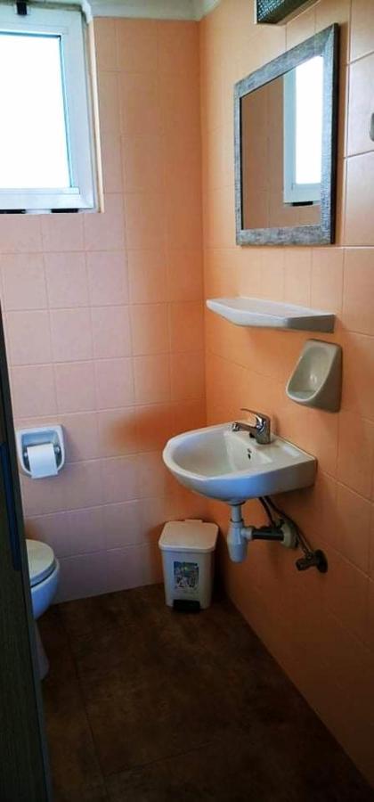 Apartmets Flisvos Apartment *